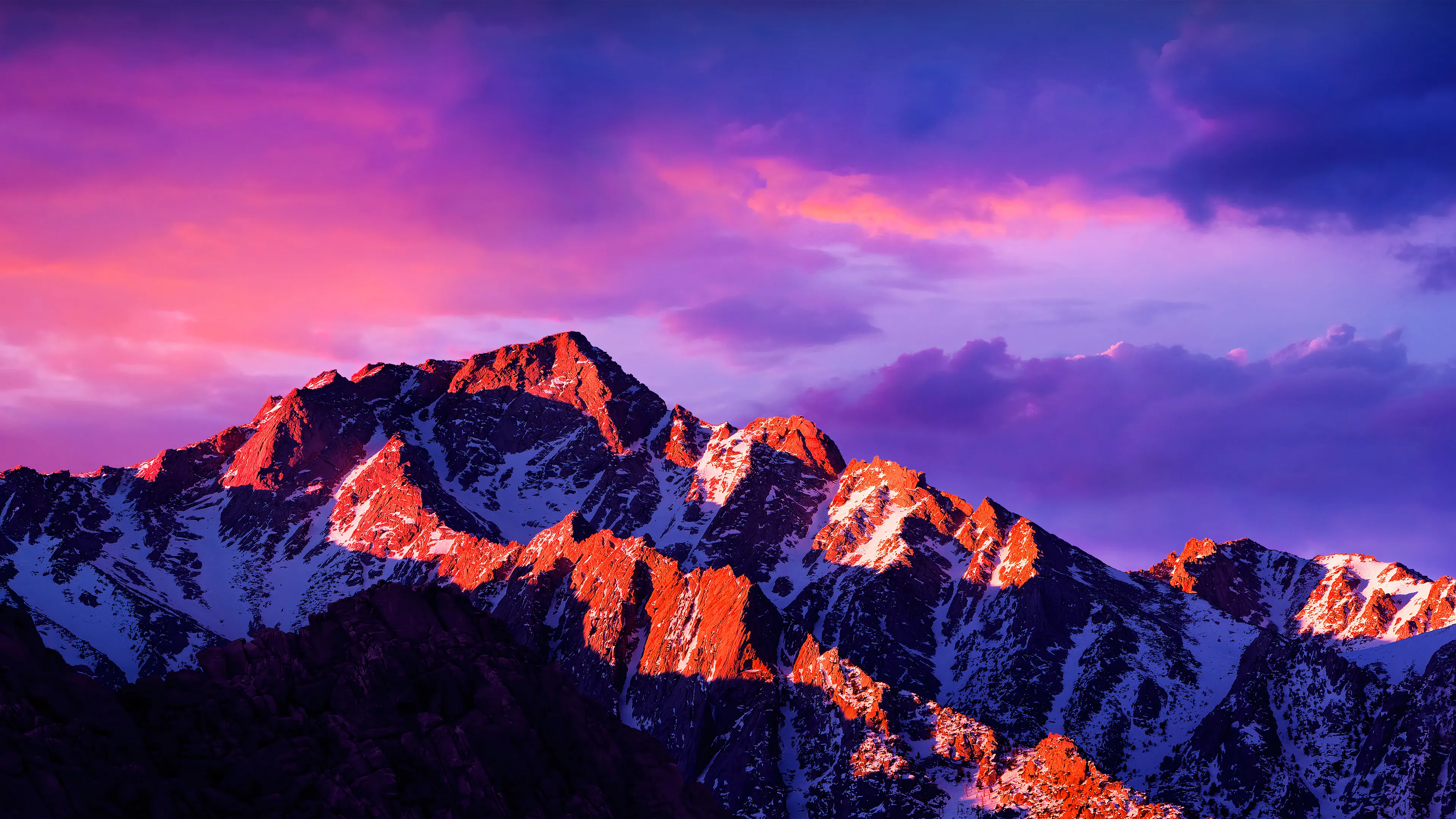 desktop background are mountains